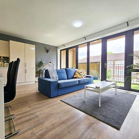 Centrally Located Spacious Flat Near Canary Wharf Londra Esterno foto