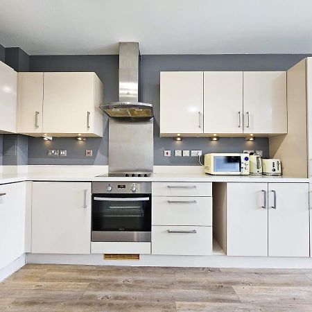 Centrally Located Spacious Flat Near Canary Wharf Londra Esterno foto